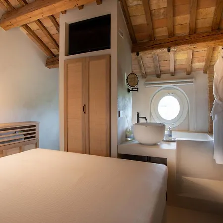 Relais La Colombaia מלון